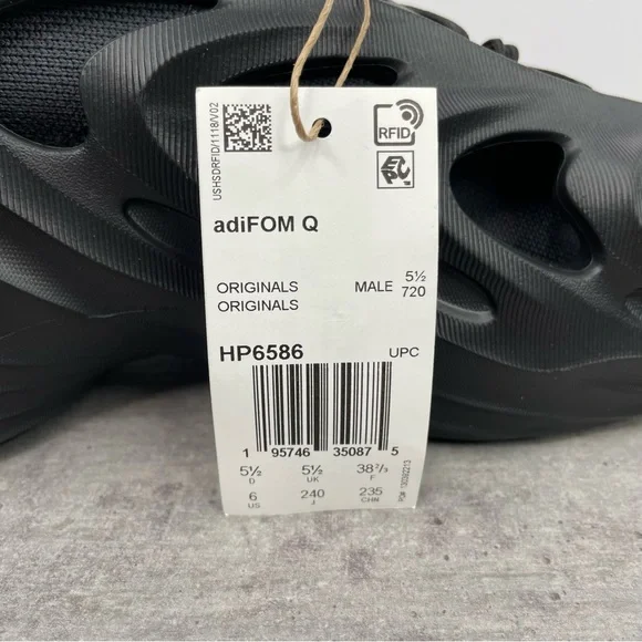 Adidas AdiFOM Q Sneakers 'Black Carbon' HP6586 Men's Size 6/Women's Size 7